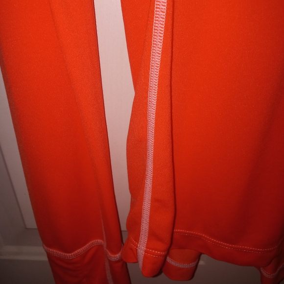 Mountain HardWear Women's Orange Long Sleeve Shirt  Medium 1/2 Zip , Like New 🧡 - Picture 2 of 13